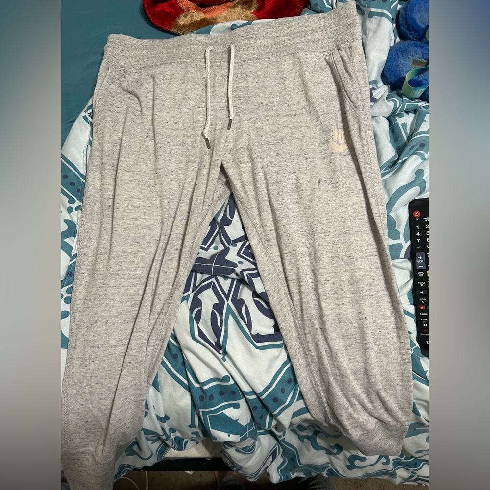 Nike joggers